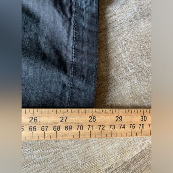 vuori women’s camo ripstop pants jogger utility sz small *holes - Picture 7 of 12